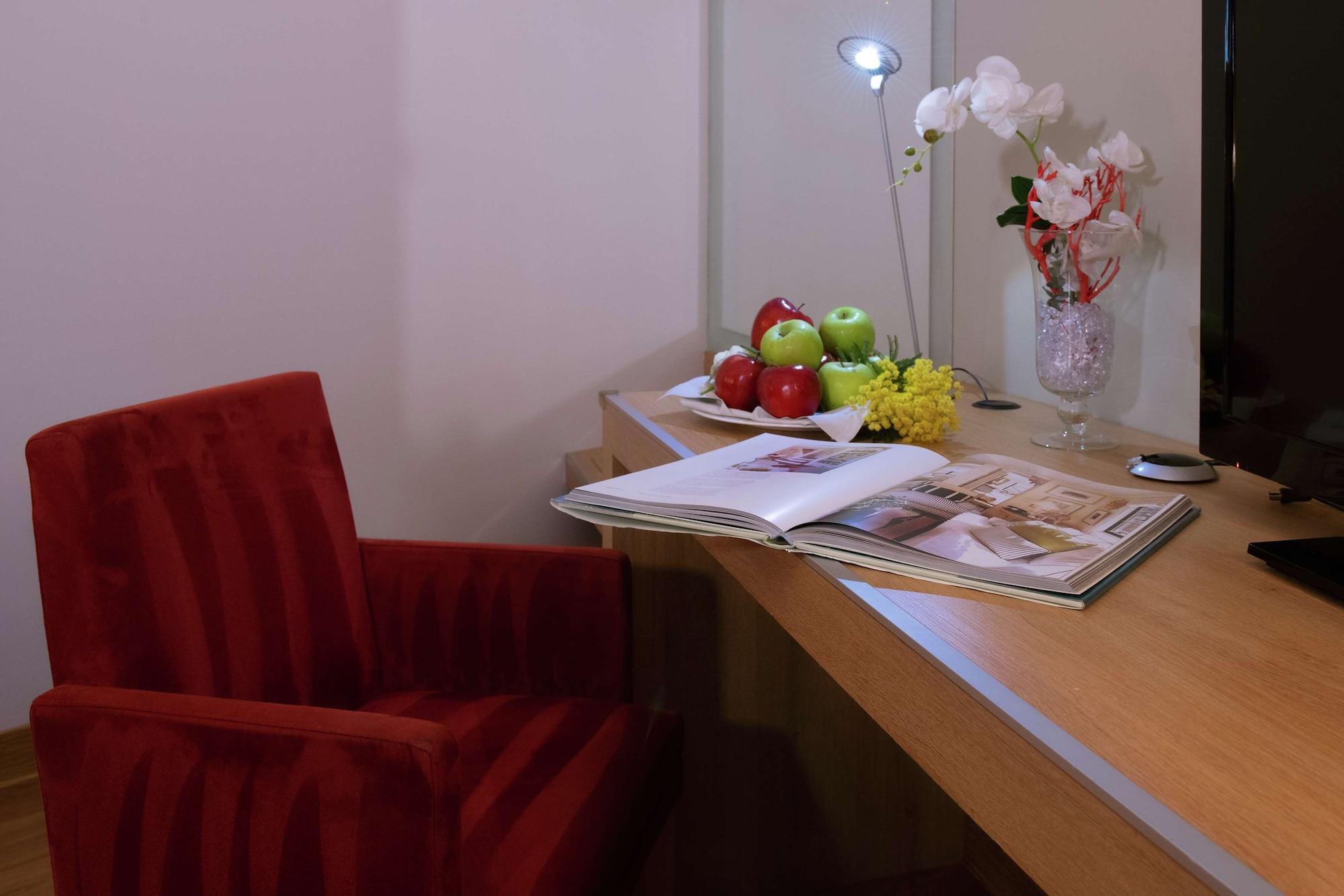 Hotel Dolce By Wyndham Milan Malpensa Somma Lombardo Zewnętrze zdjęcie