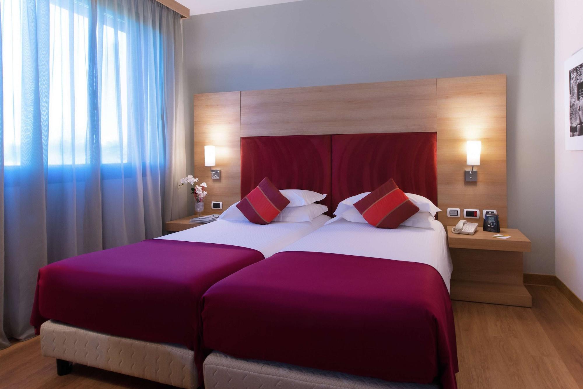 Hotel Dolce By Wyndham Milan Malpensa Somma Lombardo Zewnętrze zdjęcie