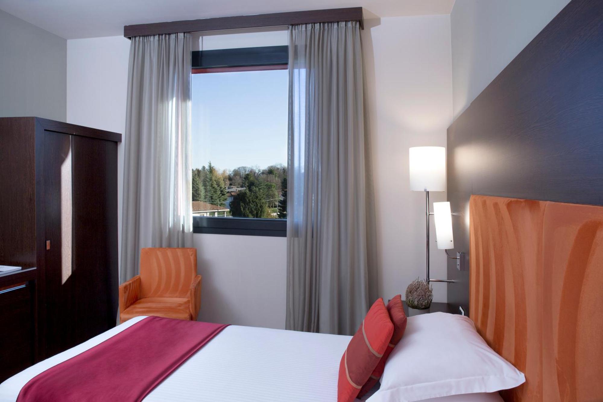 Hotel Dolce By Wyndham Milan Malpensa Somma Lombardo Zewnętrze zdjęcie