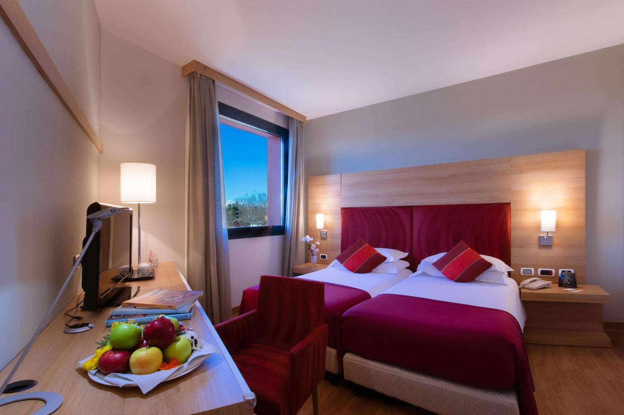 Hotel Dolce By Wyndham Milan Malpensa Somma Lombardo Zewnętrze zdjęcie