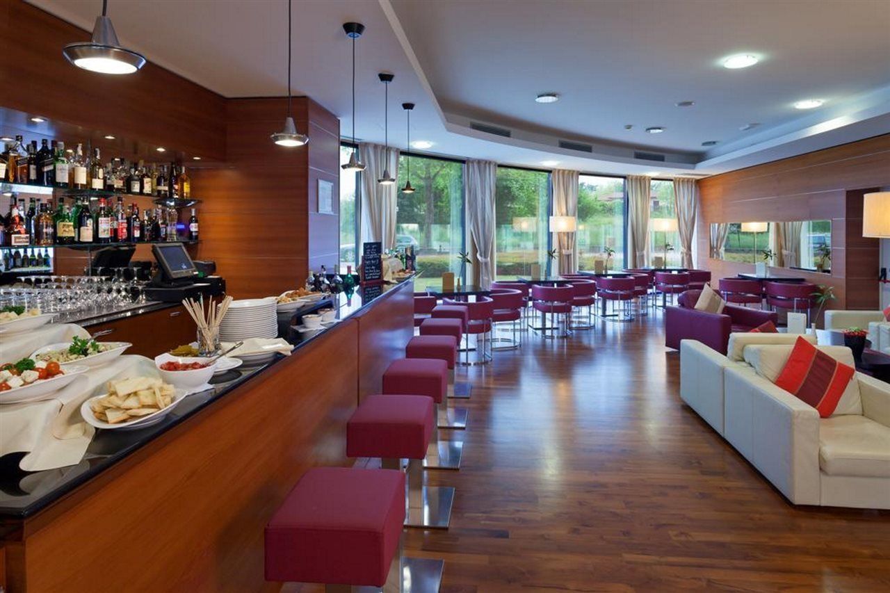 Hotel Dolce By Wyndham Milan Malpensa Somma Lombardo Zewnętrze zdjęcie